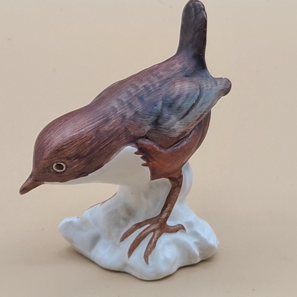 Goebel Bird Figurine Brown Wren 3 Inch Made in West Germany